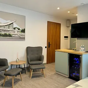 Be The One Aparthotel